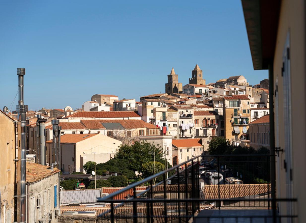B&B Le Suites Di Costanza Cefalù Dış mekan fotoğraf